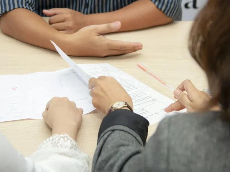 Revisión de documentos para la adaptación a NIS2